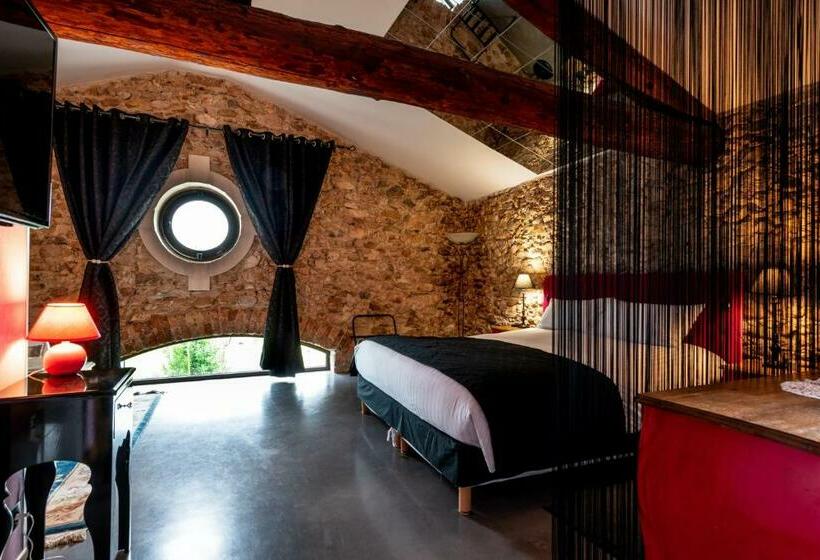 جناح جونيور, Le Trésor Des Templiers