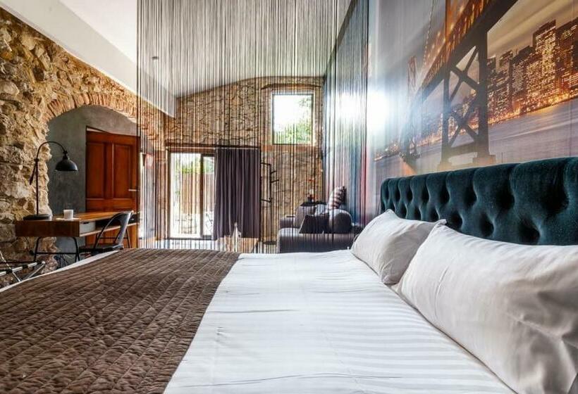 جناح جونيور, Le Trésor Des Templiers