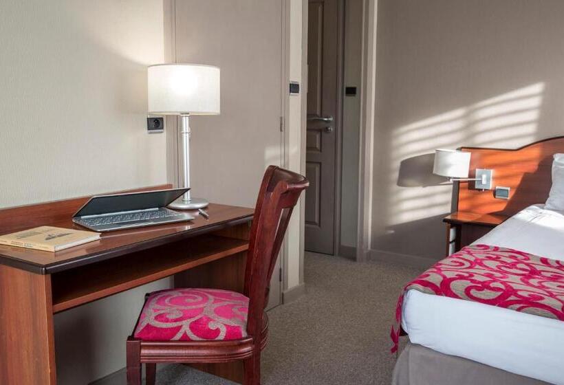 Comfort room with balcony, Les Mesanges