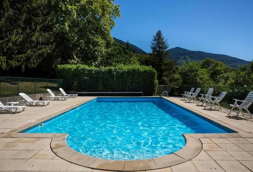 Classic-huone terassilla, Les Mesanges