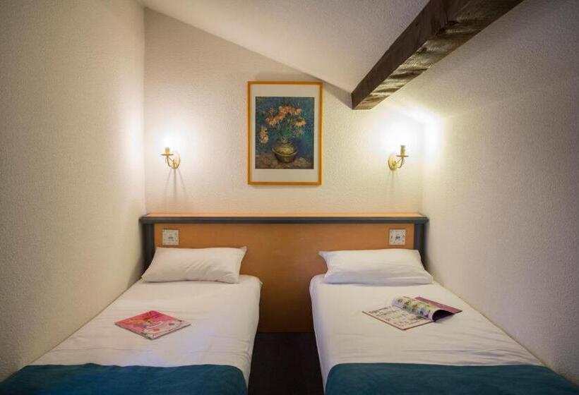 패밀리 룸, Les Mesanges