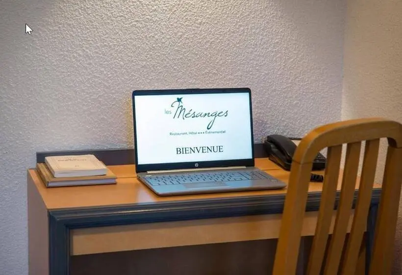 Perhehuone, Les Mesanges