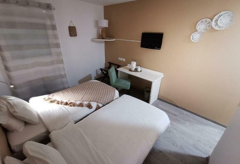 חדר סופריור, Ambotel