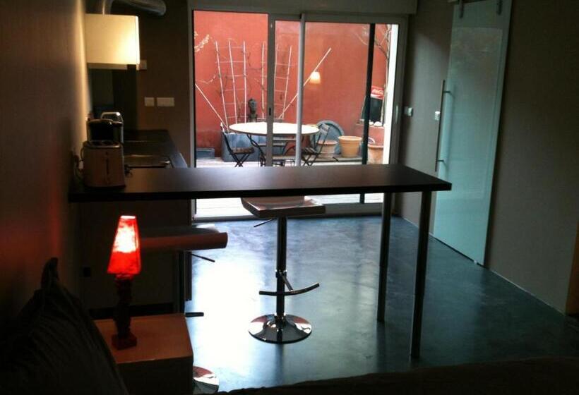 スタンダードスタジオ, Beauséjour Porte De Versailles Expo