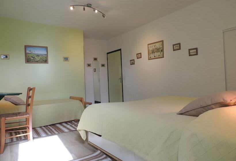 Семейный Номер, Chambres D Hotes Les Pieris