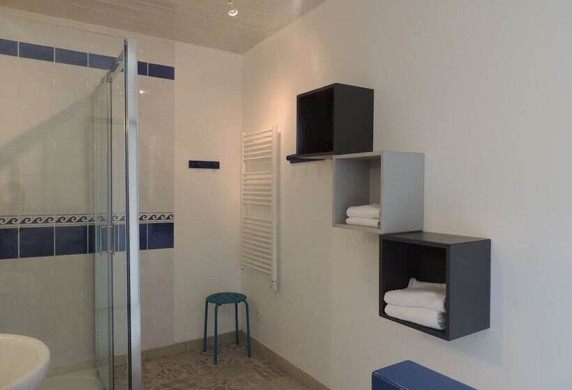 Номер Стандарт Трехместный, Chambres D Hotes Les Pieris
