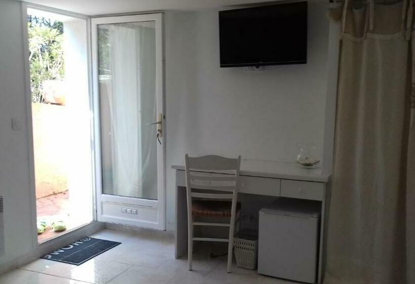 Номер Комфорт, Chambres D Hôtes Le Mas Du Bijou Bleu