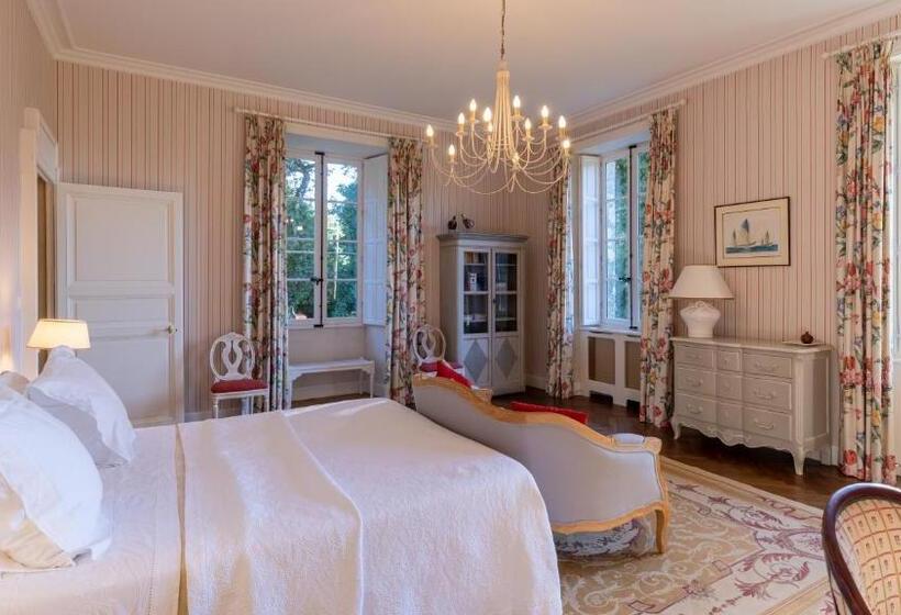 جناح, Château De La Marronnière