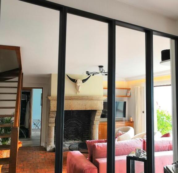 4间卧室的房子, Domaine Du Clos Fleuri Spa