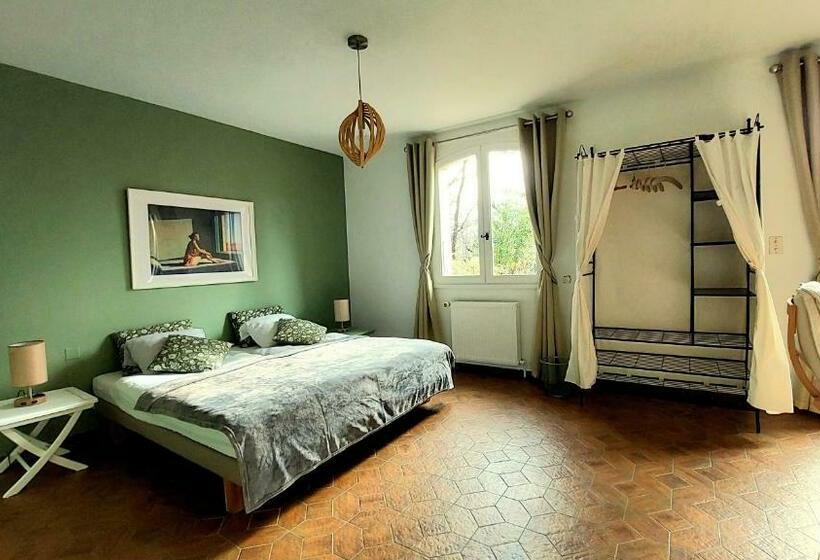 סוויטת סופריור, La Devinière