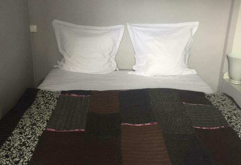 スタンダードルーム, L'atelier Du Peintre