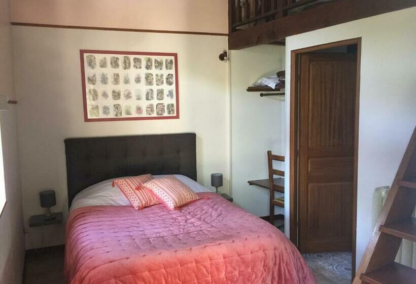 חדר סטנדרט לשלושה עם נוף לגינה, Le Moulin De Champagne