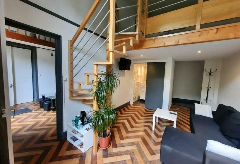 غرفة عائلية مطلّة علي الحديقة, Pavillon Kalensa