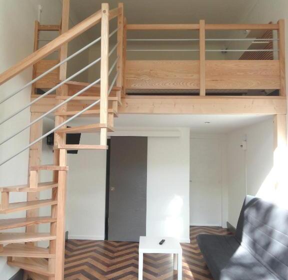 غرفة عائلية, Pavillon Kalensa