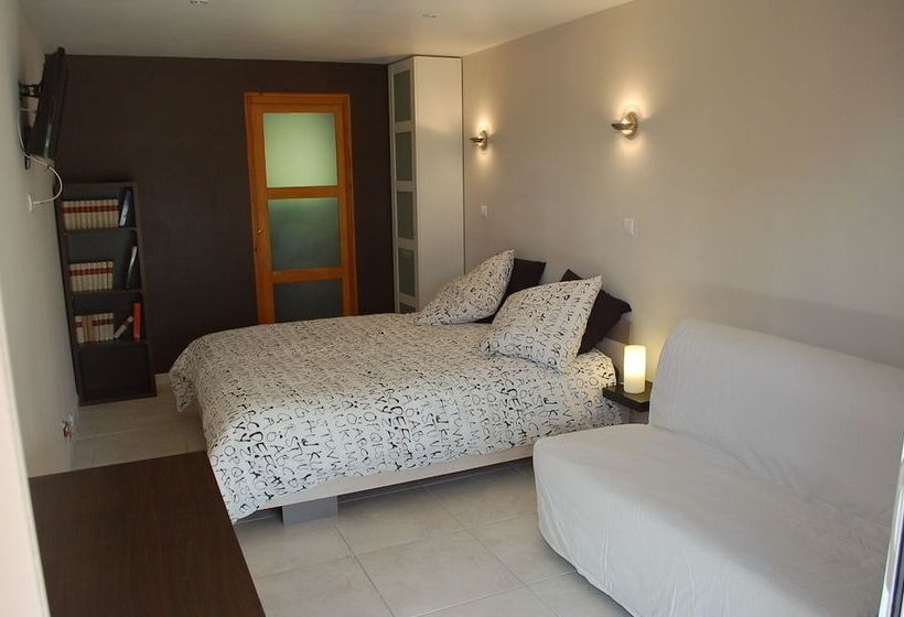 Номер Стандарт, Ranch De Boujac