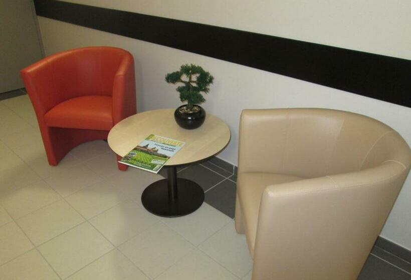 جناح عائلي, Ace Hotel Valence