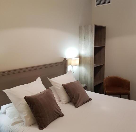 غرفة قياسية ثلاثية, Au Bon Coin