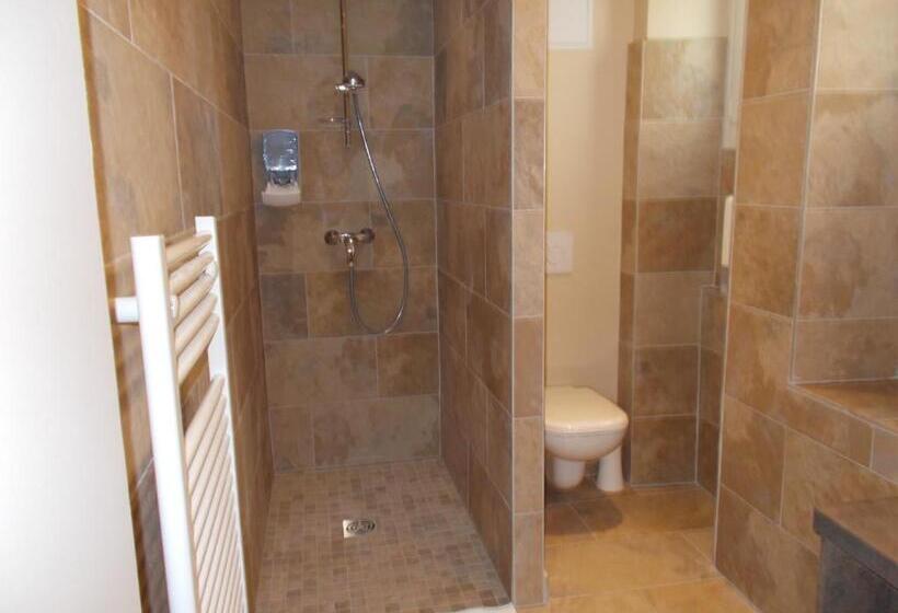 غرفة قياسية رباعية, Au Bon Coin