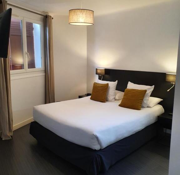 جناح جونيور, Au Bon Coin