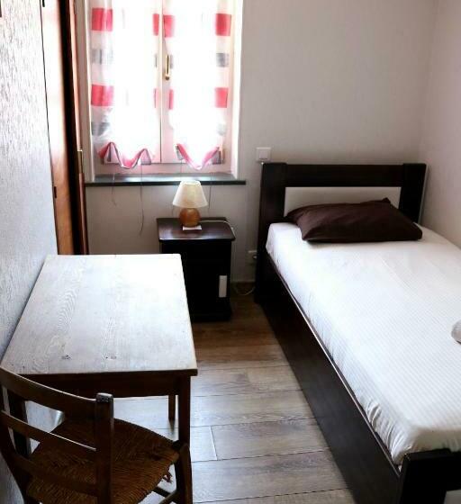 スタンダードシングルルーム, Auberge Saint Martin