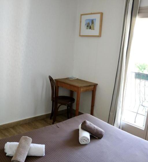 バルコニー付きスタンダードルーム, Auberge Saint Martin