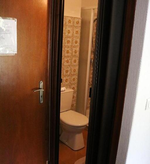 バルコニー付きスタンダードトリプルルーム, Auberge Saint Martin