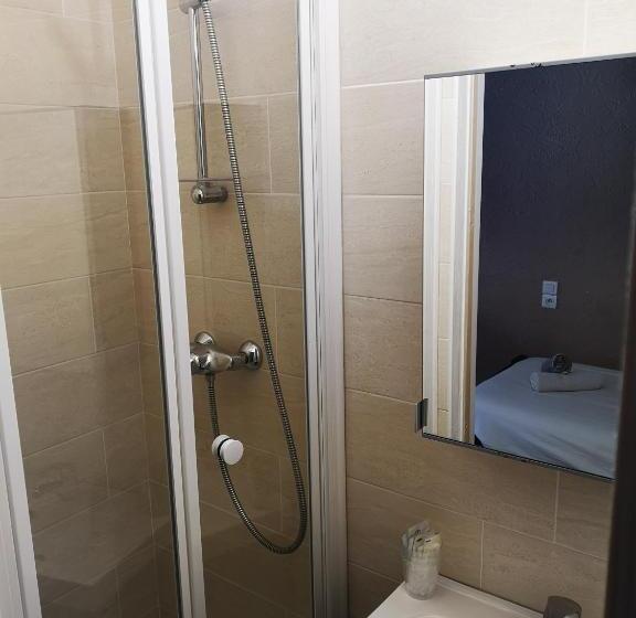 スーペリアトリプルルーム, Auberge Saint Martin