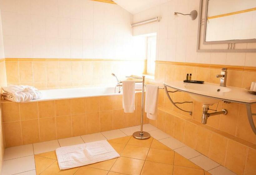Номер Комфорт, Hôtel Bellevue