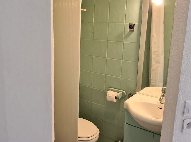 Номер Стандарт, Hôtel De La Mer