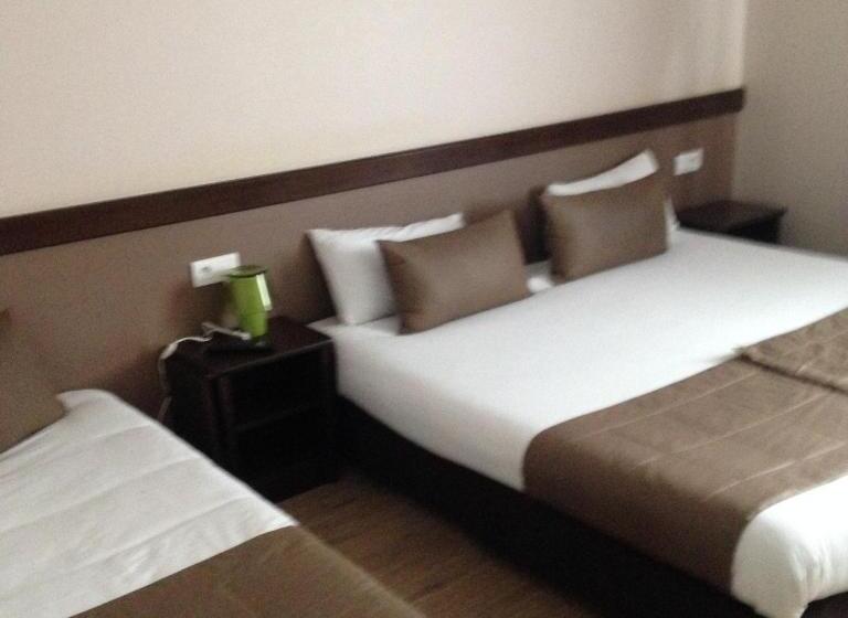 חדר קומפורט לשלושה, Hôtel Particulier Villa Des Marais