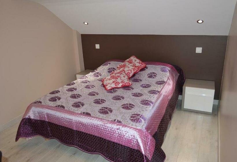 Номер Стандарт, Hôtel Timgad