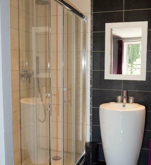 اتاق راحتی, La Bastide De Venelles