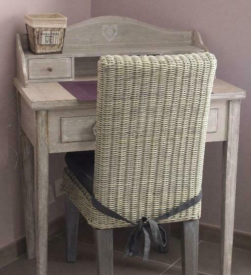 اتاق راحتی, La Bastide De Venelles