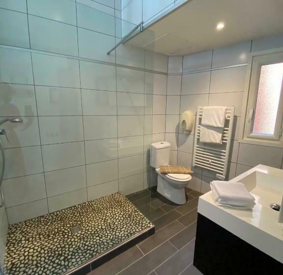 חדר קומפורט עם נוף לים, Restaurant De La Tour