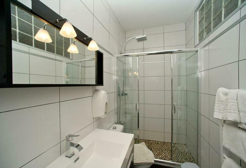 חדר סופריור נוף לים, Restaurant De La Tour