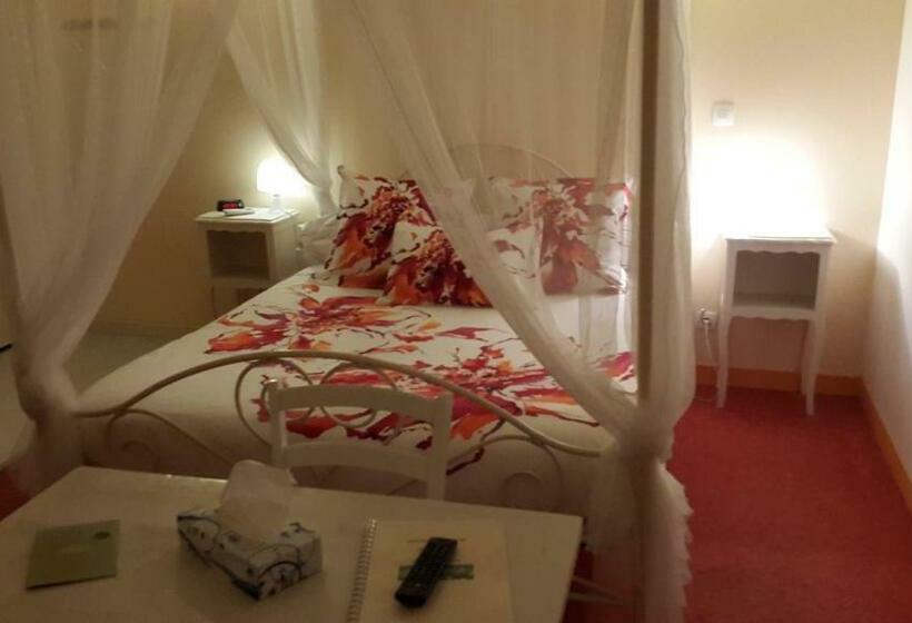 高级大房间, Au Bois De Massier