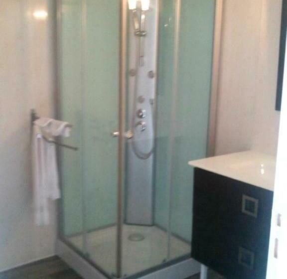 Номер Стандарт, Au Bois De Massier