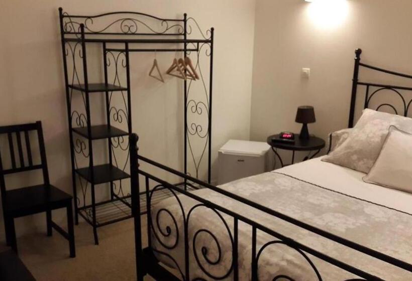 スタンダードルーム, Au Bois De Massier