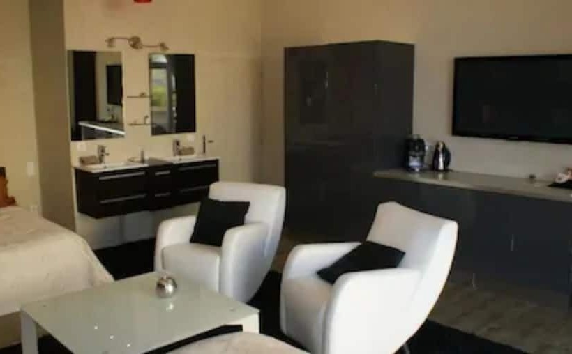 חדר סופריור עם נוף, Chateau De Valloubiere