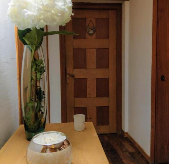 חדר סטנדרט לארבעה, Domaine De L'olifant