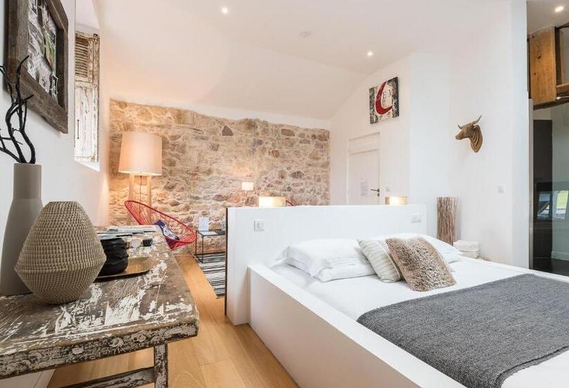 스위트, Ferme Elhorga