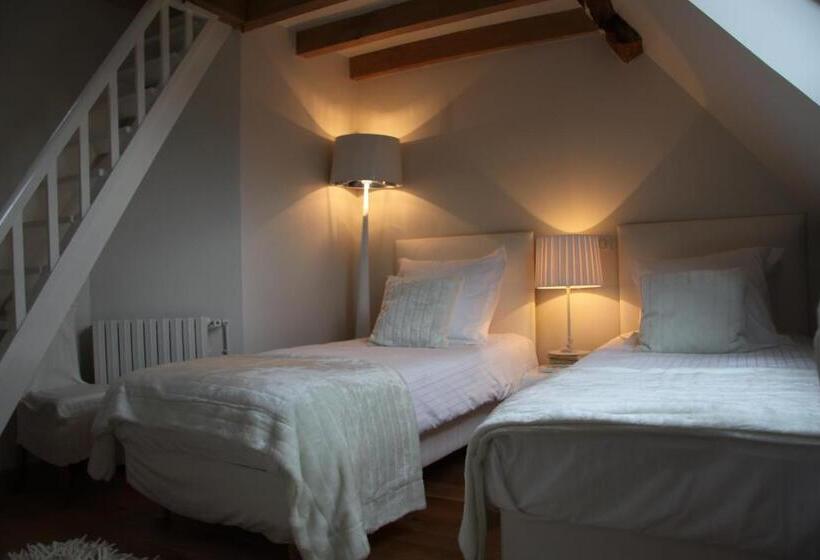 Номер Стандарт Трехместный, L Hibernie