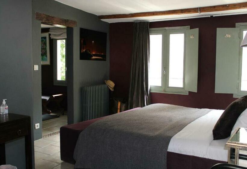 Suite with Terrace, La Banasterie