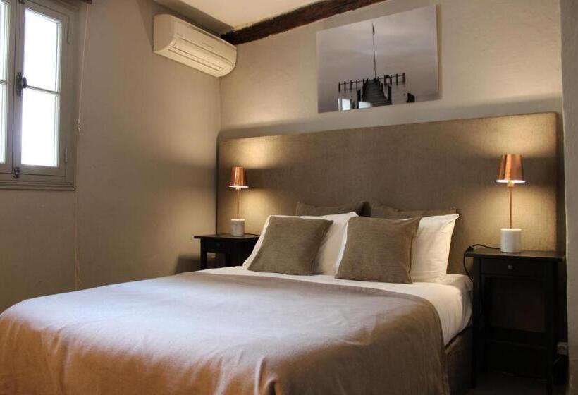 Quarto Estandar, La Banasterie