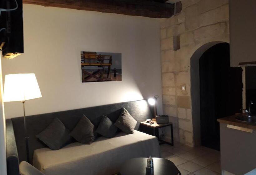 آپارتمان 1 خوابه, La Banasterie