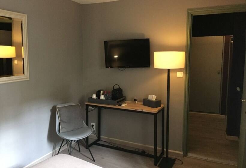 اتاق استاندارد, La Banasterie