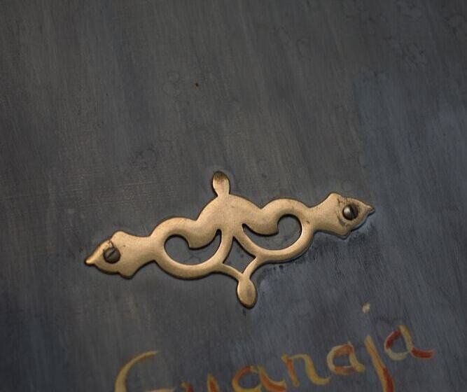 اتاق سوپریور, La Banasterie