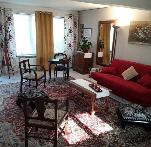 شقة غرفة واحدة, La Belvinière Chambres Et Table D Hôtes