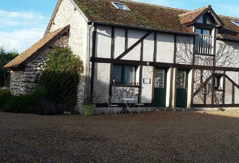 شقة غرفة واحدة, La Belvinière Chambres Et Table D Hôtes