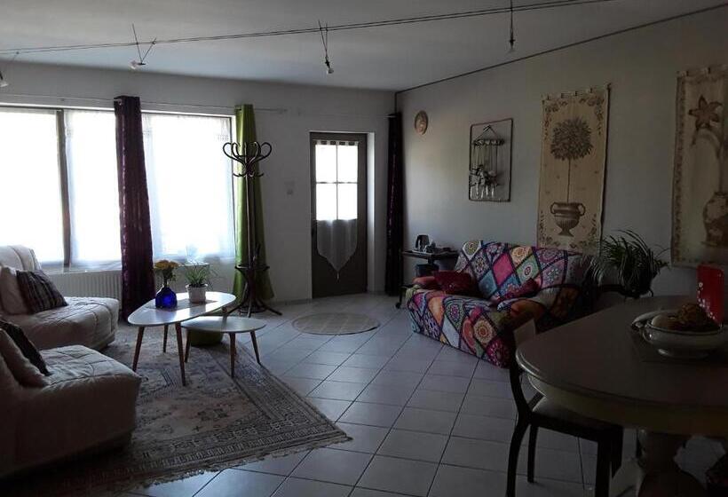 Апартаменты 1 Спальня, La Belvinière Chambres Et Table D Hôtes
